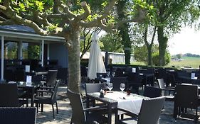 Relais De L'Aerodrome